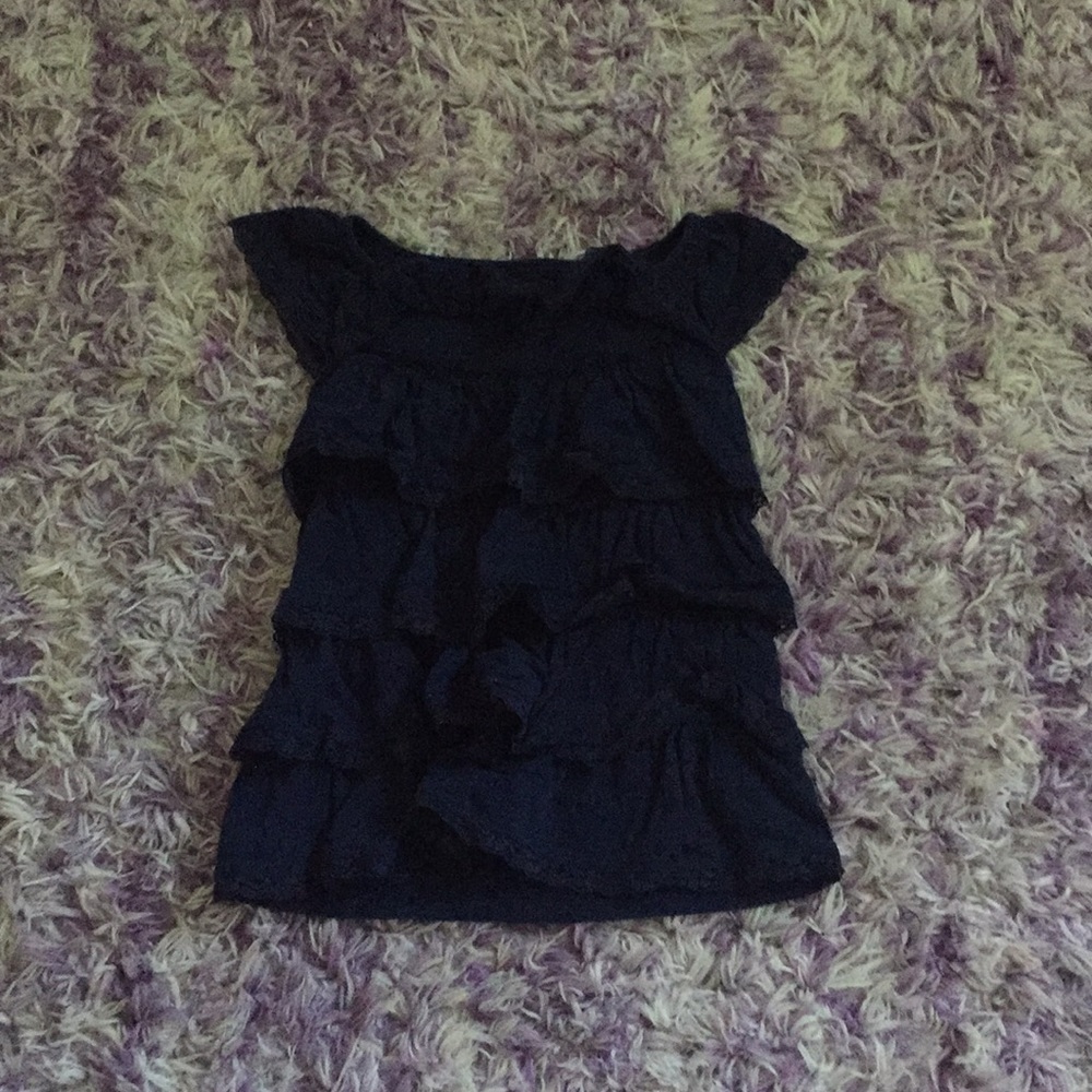 Navy blue frizzled shirt.